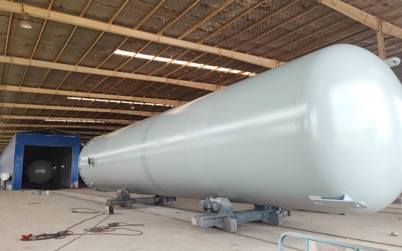 儲(chǔ)罐與壓力容器有什么區(qū)別？從設(shè)備定義到工程應(yīng)用的完整解析